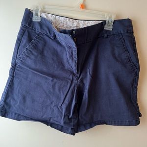 Loft Riveria Short Size 8 Navy
